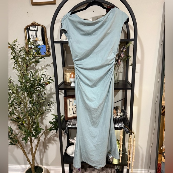 Nikki Lund Midi dress size large - Picture 1 of 10